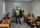 Jandarma ekiplerinden öğrencilere trafik eğitimi