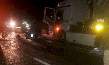 Tır'ın çarptığı traktör sürücüsü öldü