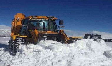 Kaymakam Ayrancı, köy yollarındaki çalışmaları inceledi