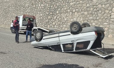 Gölbaşında Otomobil takla attı