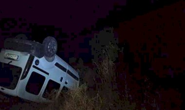 Kontrolden çıkan hafif ticari araç takla attı : 2 yaralı