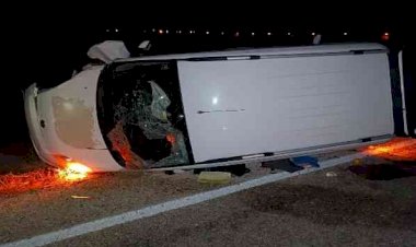 Otomobil ile minibüs çarpıştı: 7 yaralı