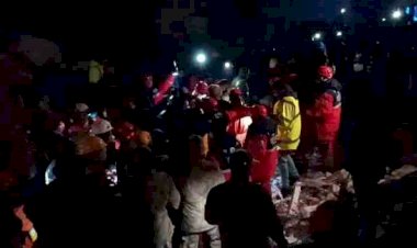 55 yaşındaki kadın enkazdan 90 saat sonra kurtarıldı