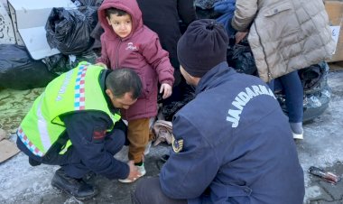 Gölbaşı Jandarma ekipleri 9 kişiyi sağ olarak kurtardı