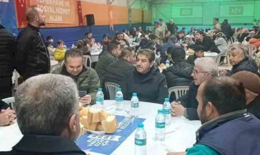 Esenler Belediyesi'nden depremzedelere iftar