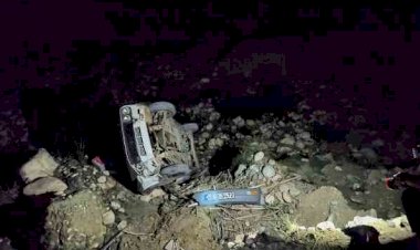 Otomobil şarampole devrildi: 4 yaralı