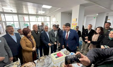 Gölbaşında Filistinliler için kermes düzenledi