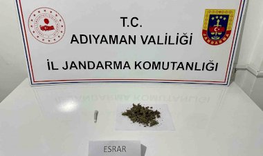Araçta uyuşturucu madde ele geçirildi