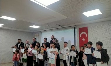 Aydınlık yarınlara kitap okuma yarışması düzenlendi