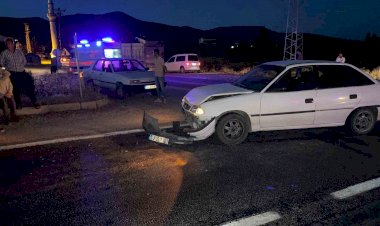 Malatya’da iki otomobil çarpıştı 1 yaralı
