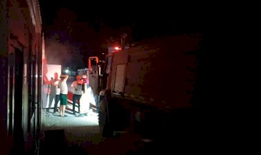 Konteynerden yükselen duman korkuttu