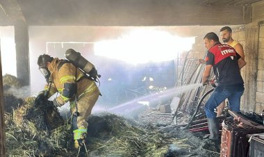 Samanlıkta çıkan yangın büyümeden söndürüldü