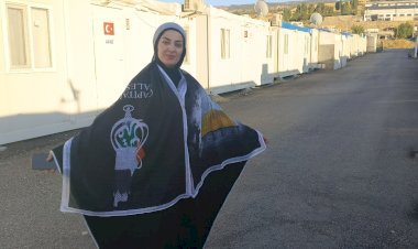 Tek başına İsrail'i protesto etti