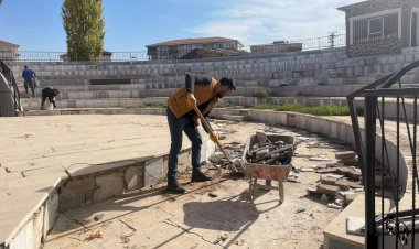 Gölbaşı ilçesinde amfi tiyatro yenileniyor