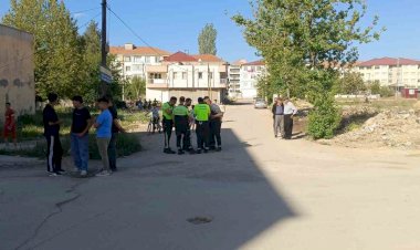 Önce çapıp sona üzerinden geçtiği arkadaşını ağır yaraladı