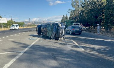 Otomobil ile biçerdöver çarpıştı: 6 yaralı 