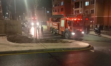 Şarjda bırakılan cep telefonunun bataryası patladı