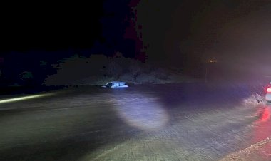 Suya gömülen araçta 1 kişi yaralandı