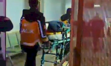 Sokak ortasında bıçaklanarak ağır yaralandı