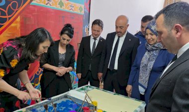 Gölbaşı halk eğitimi merkezi’nde yıl sonu sergisi açıldı ‎