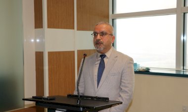 Prof. Dr. Kadir Ertem: Türkiye’de El Cerrahisi alanında başarılı bir cerrah