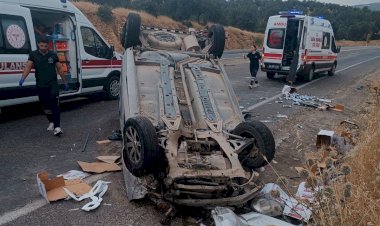 Hafif ticari araç karşı şeride geçti: 4 yaralı