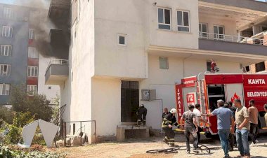 İşçilerin kaldığı evde yangın: 2 kişi dumandan etkilendi ‎