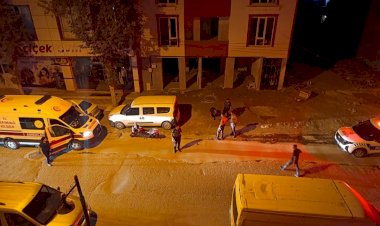 Cadde ortasında saldırıya uğrayan genç yaralandı