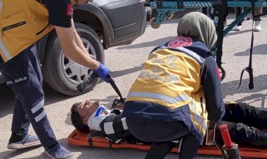 Gölbaşı’nda otomobil ile motosiklet çarpıştı 1 yaralı