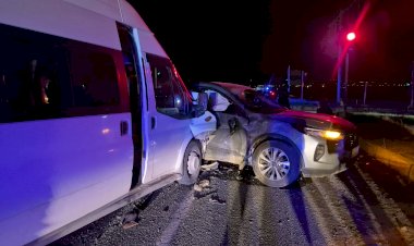 Adıyaman’da otomobil ile minibüs çarpıştı: 12 yaralı
