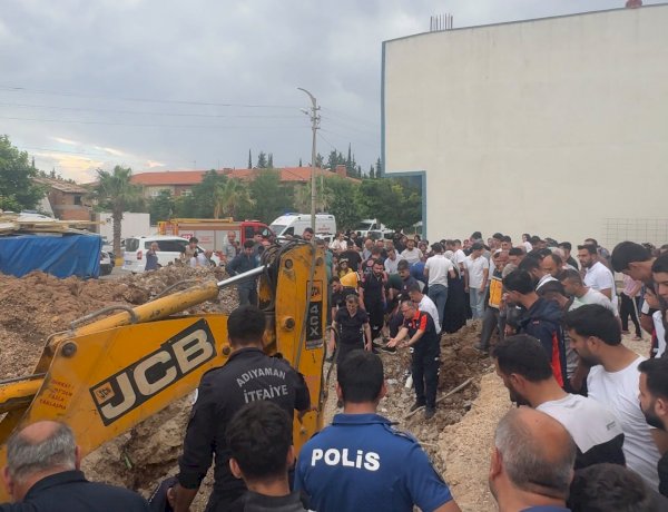 Baba ve oğlu göçük altında kaldı: 2 yaralı