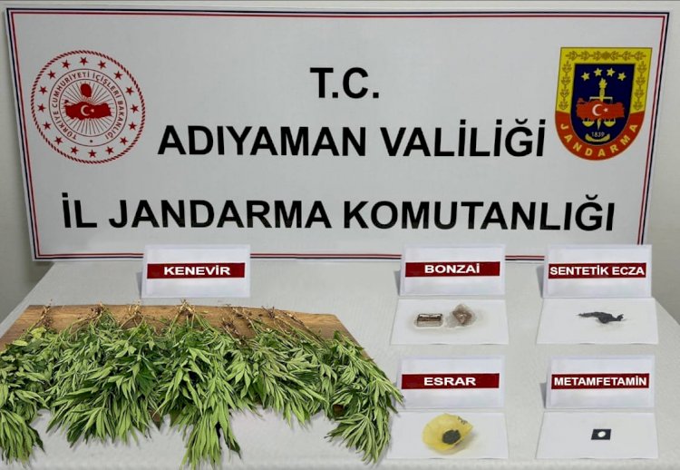 Jandarmadan uyuşturucu tacirlerine operasyon: 15 gözaltı  ‎