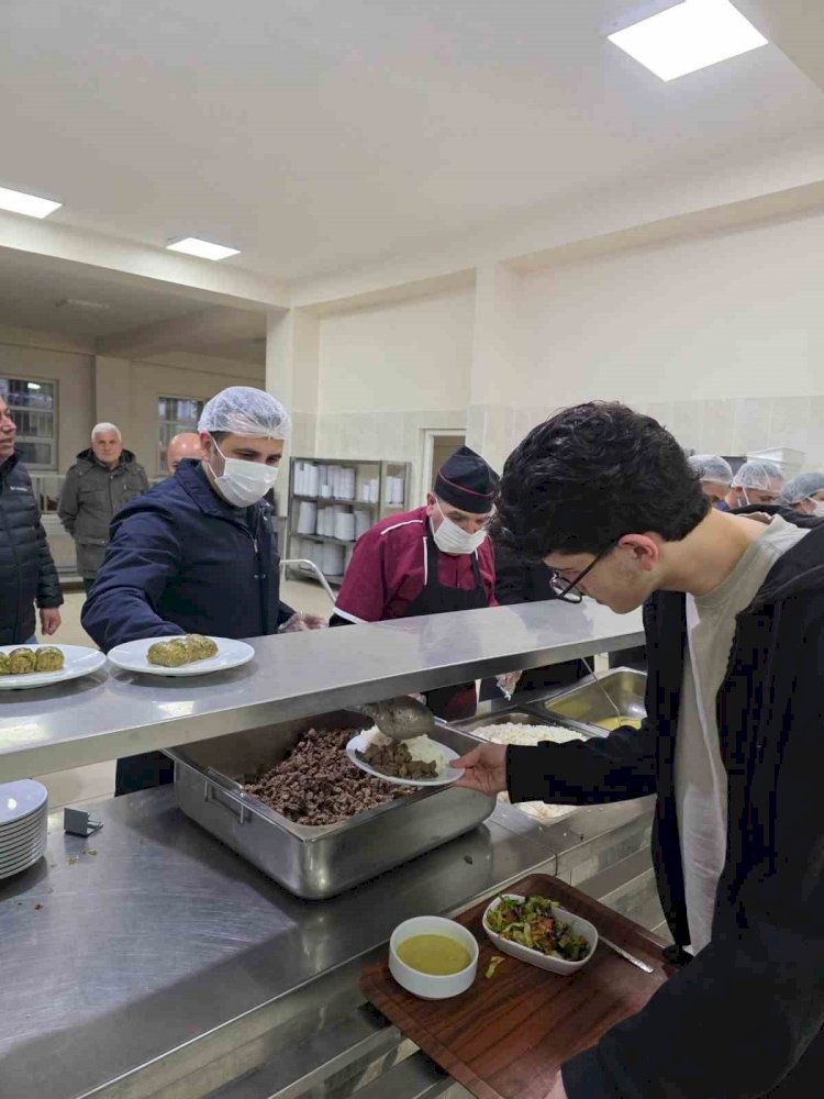 Kaymakam Algın, öğrencilerle iftar programına katıldı