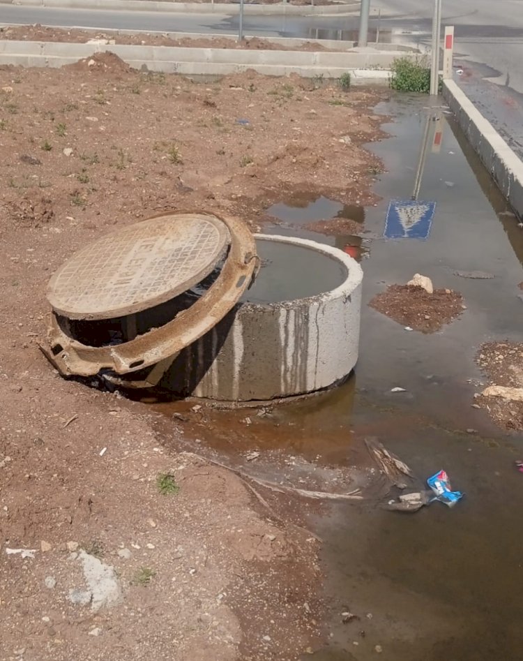 Gölbaşı’nda Kanalizasyon Taştı, Vatandaşlar Tepkili