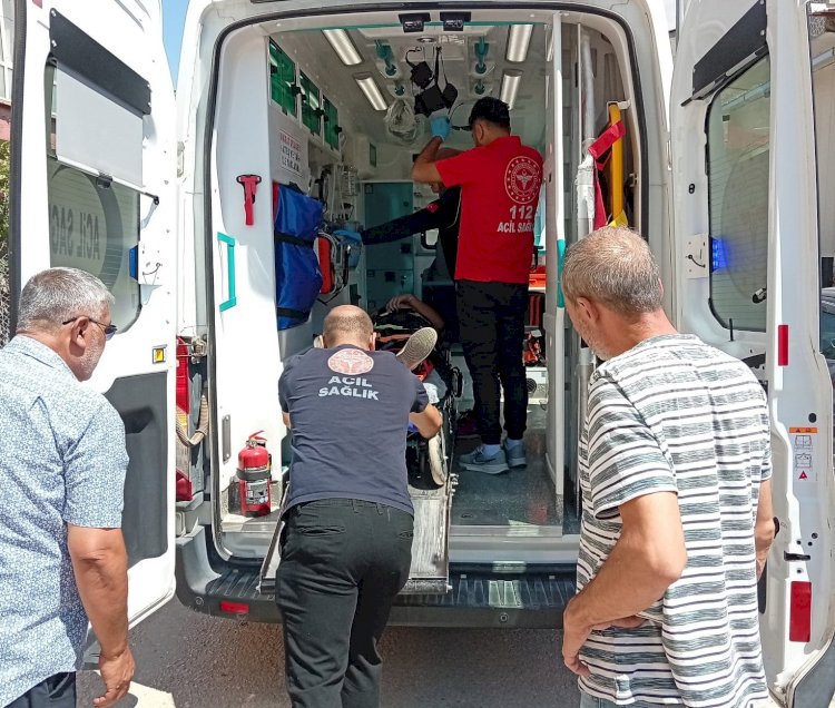 Motosiklet ile otomobil çarpıştı: 1 yaralı